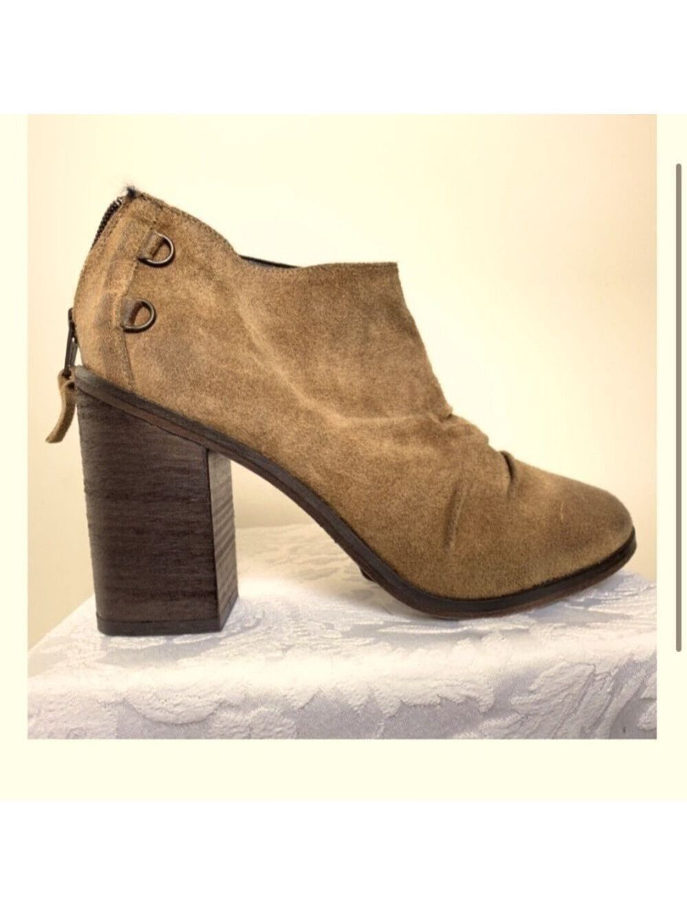 Boutique 9 Boho Western Distressed Suede Booties Block wood Heel Size 7.5